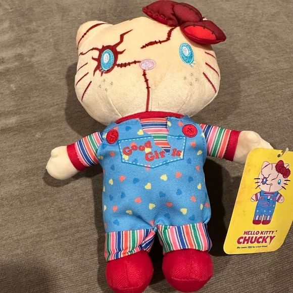 Hello Kitty Accessories - Hello Kitty Chucky plush doll